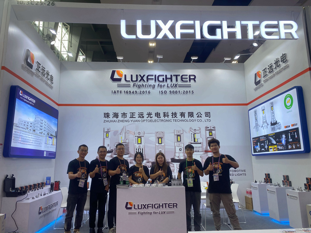 LuxFighter LED fənərləri 134-cü Kanton Sərgisi